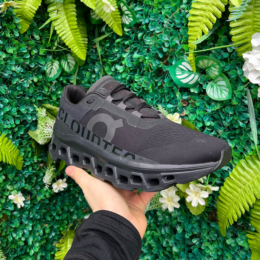 On Running CloudMonster - Triple Black - UK8.5