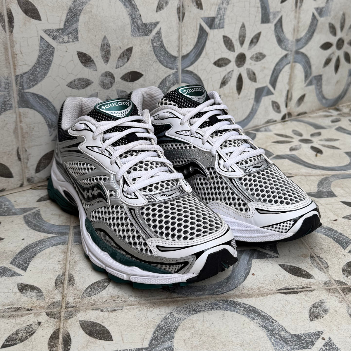 Saucony ProGrid Omni 9 - Forest Green - UK7