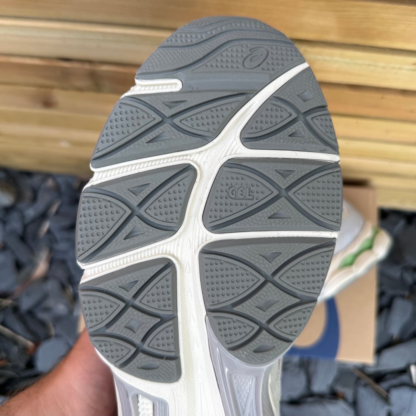 Asics Gel-NYC - Cream / Fossil - UK9.5