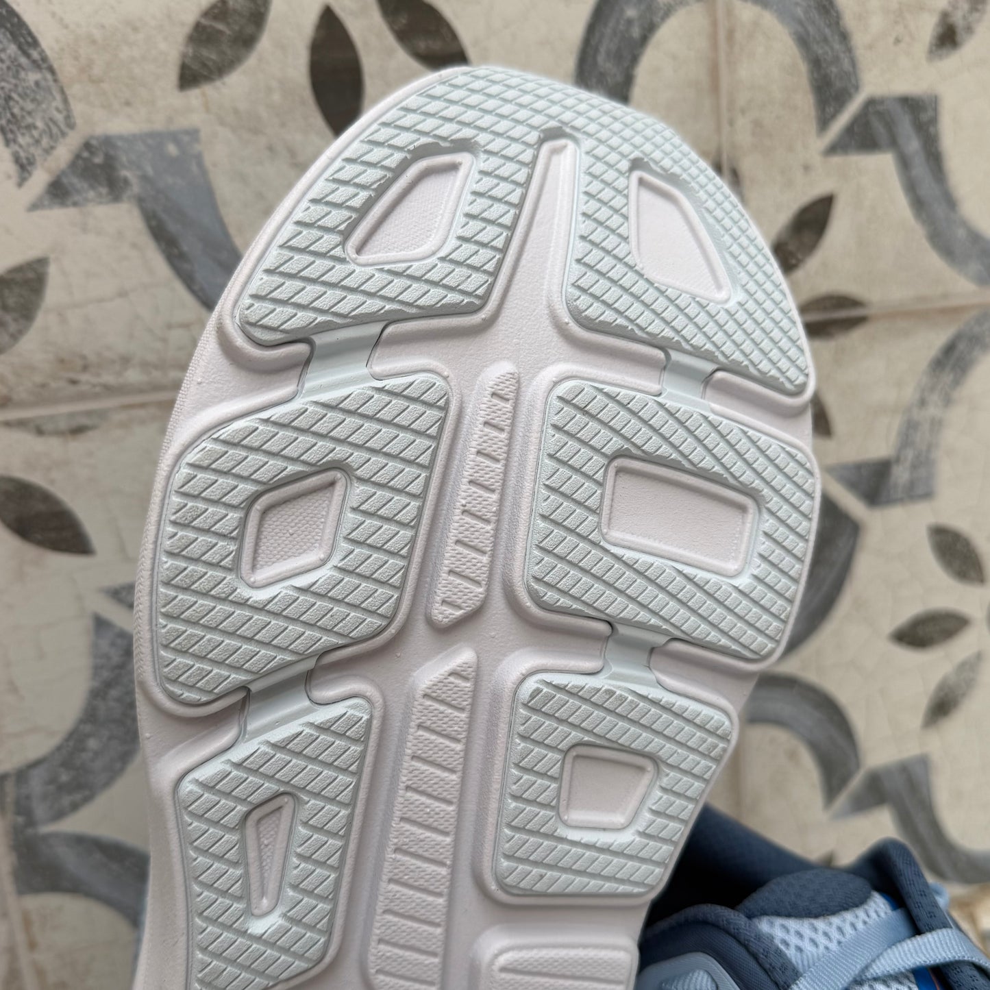Hoka Bondi 9 - Drizzle / Downpour - Brand New - Multiple Sizes