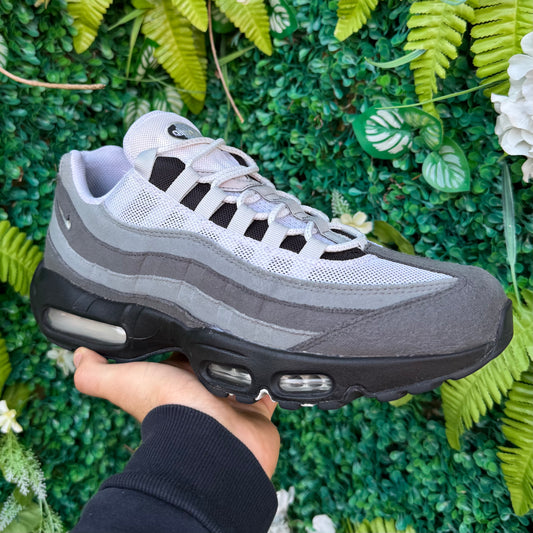 Nike Air Max 95 - Grey Jewel - UK10