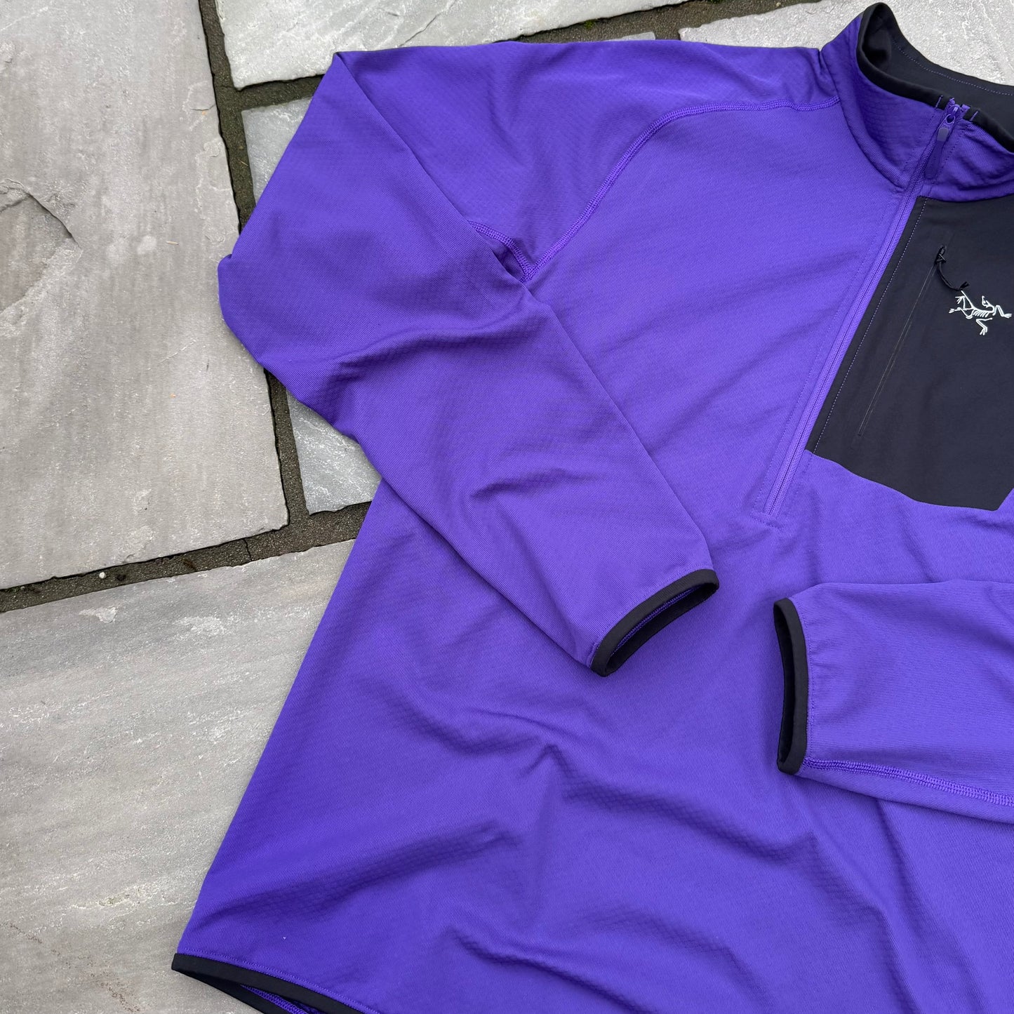 Arc’teryx Delta 1/2 Zip - Iola - Medium