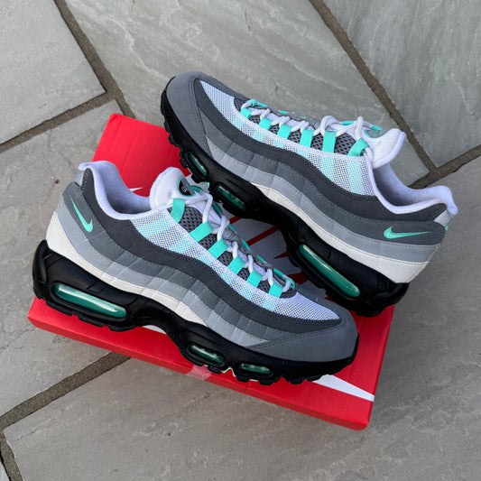 Nike Air Max 95 JD Exclusive - Hyper Turquoise - UK9