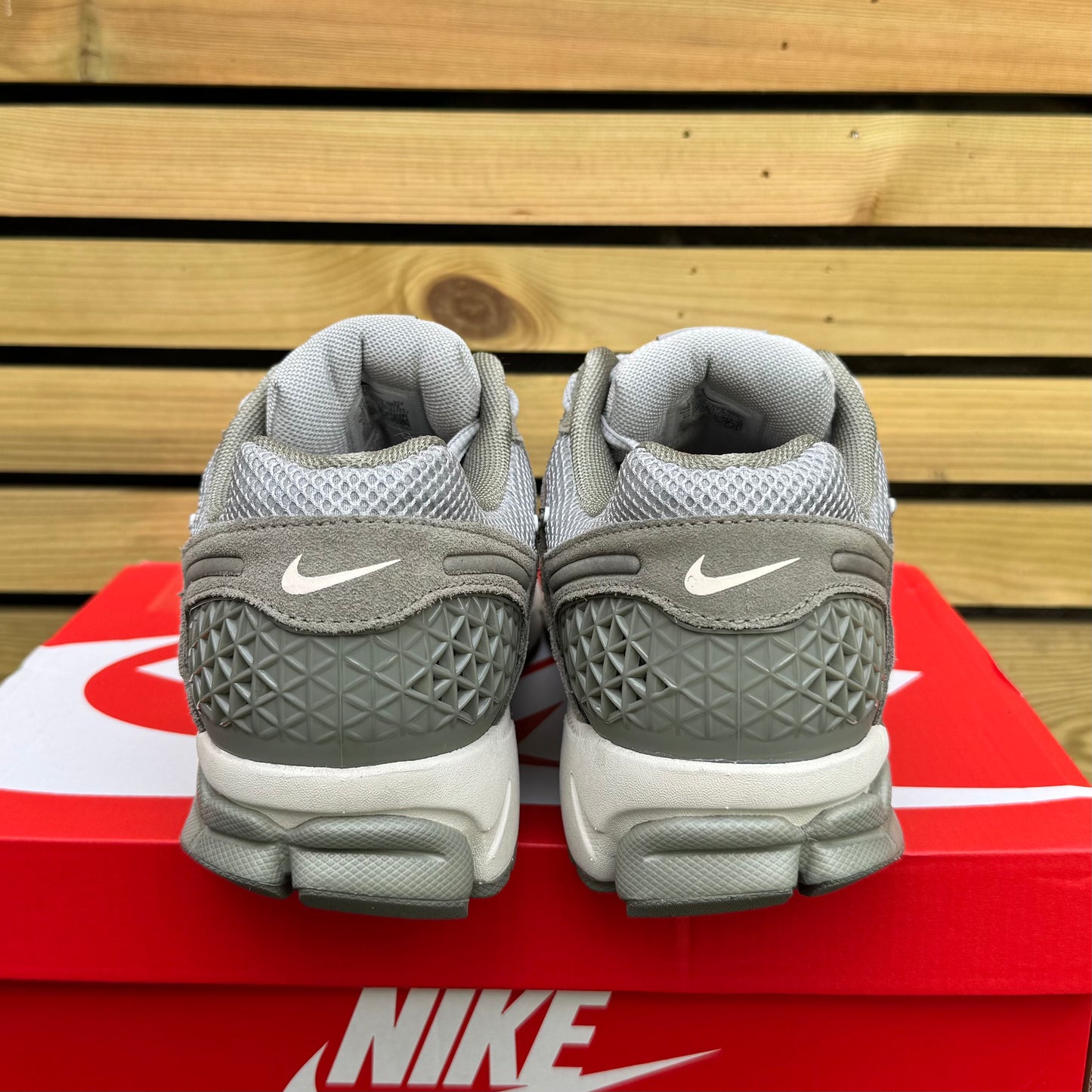 Nike Zoom Vomero 5 - Dark Stucco - UK9 - Brand New