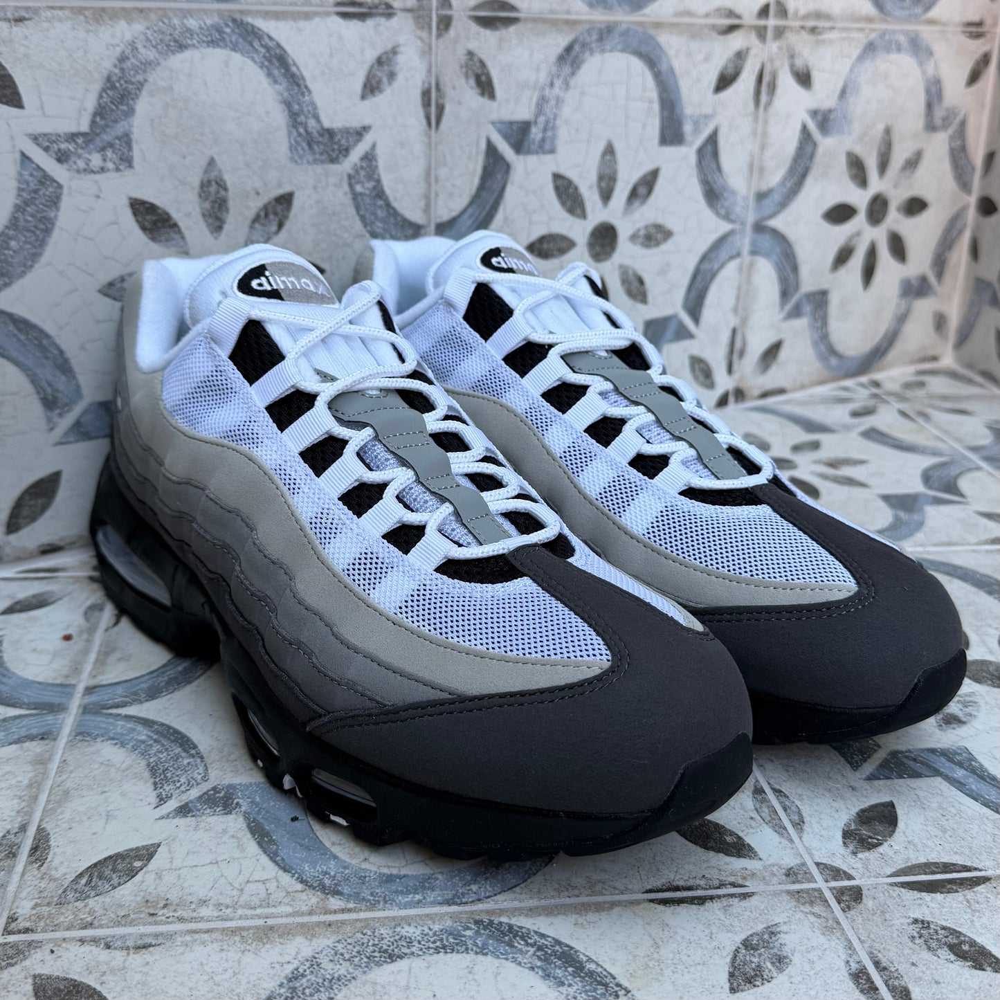 Nike Air Max 95 OG Big Bubble - Granite Dust - Multiple Sizes - Brand New