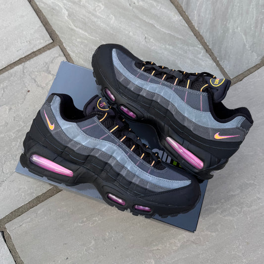 Nike Air Max 95 OG Big Bubble - Sundial - UK9.5