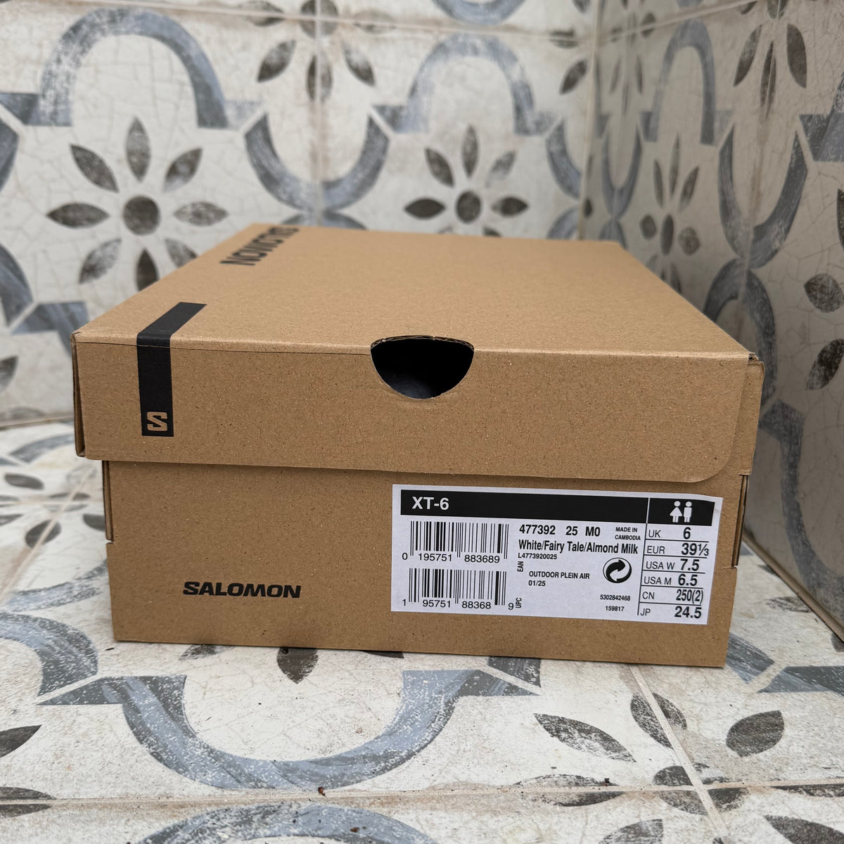 Salomon XT-6 - White / Fairytale / Almond Milk - UK6 - Brand New