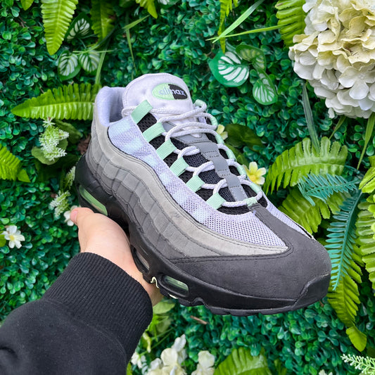 Nike Air Max 95 Fresh Mint UK9.5