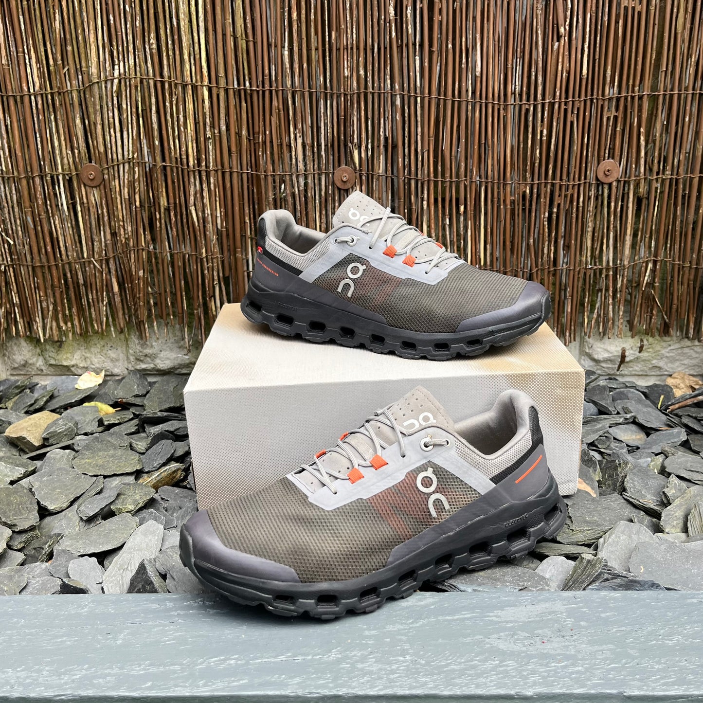 On Running CloudVista Grey / Orange UK9