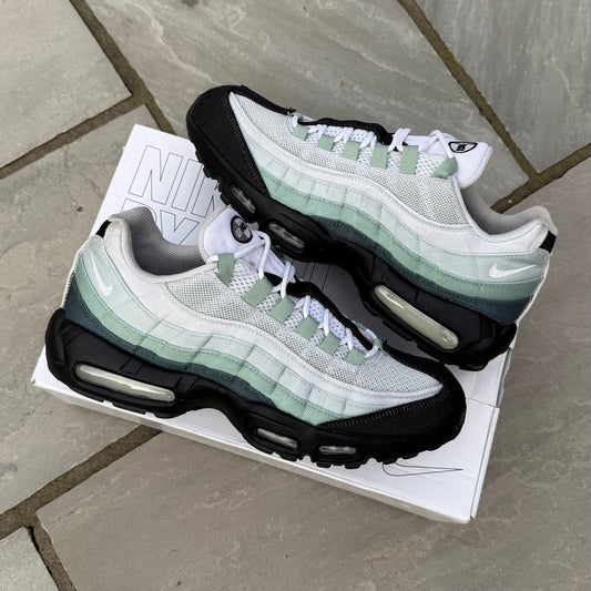 Nike Air Max 95 ID “Nike By You” - Teal Gradient - UK10