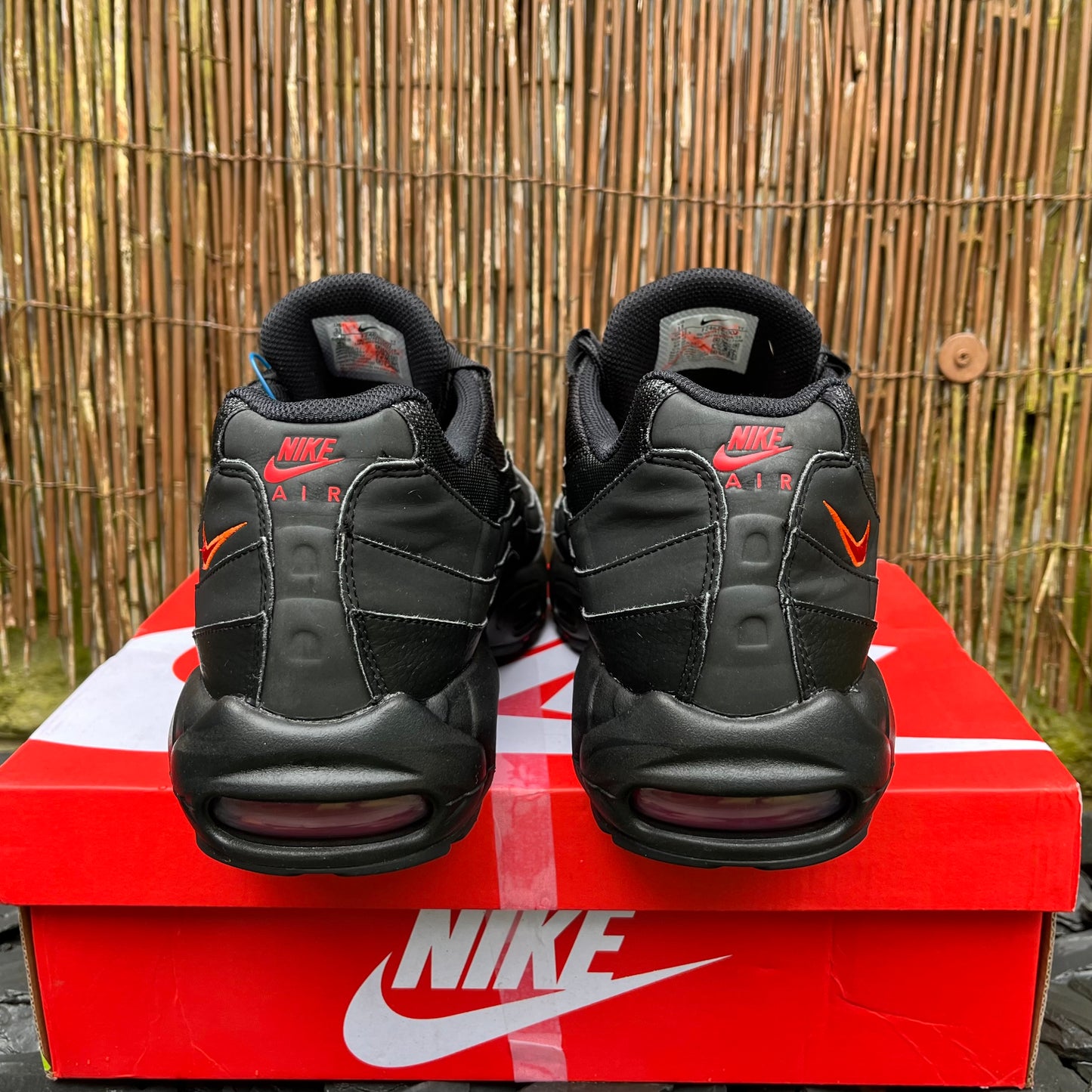 Nike Air Max 95 Black / Firey Red UK12