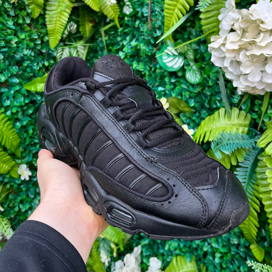 Nike Air Max Tailwind IV Triple Black