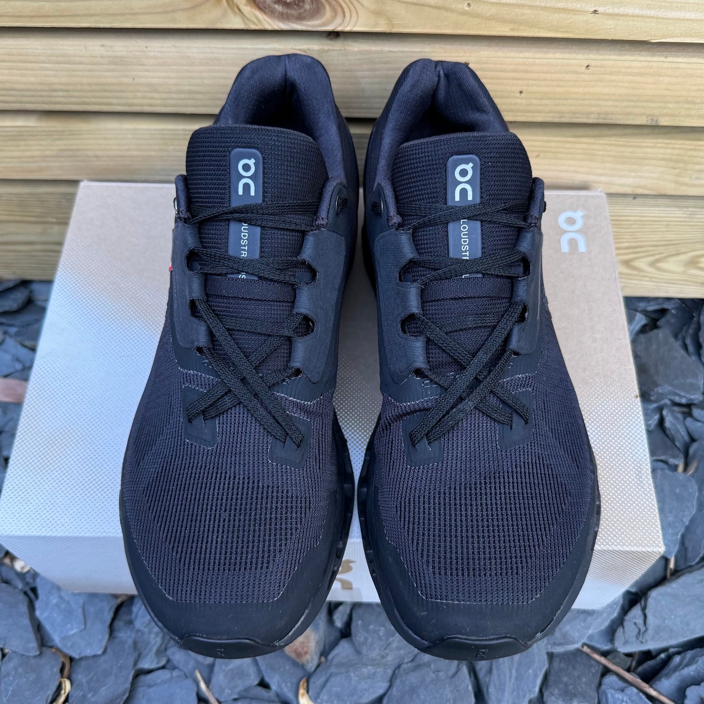 On Running CloudStratus 2 - Triple Black - UK8.5