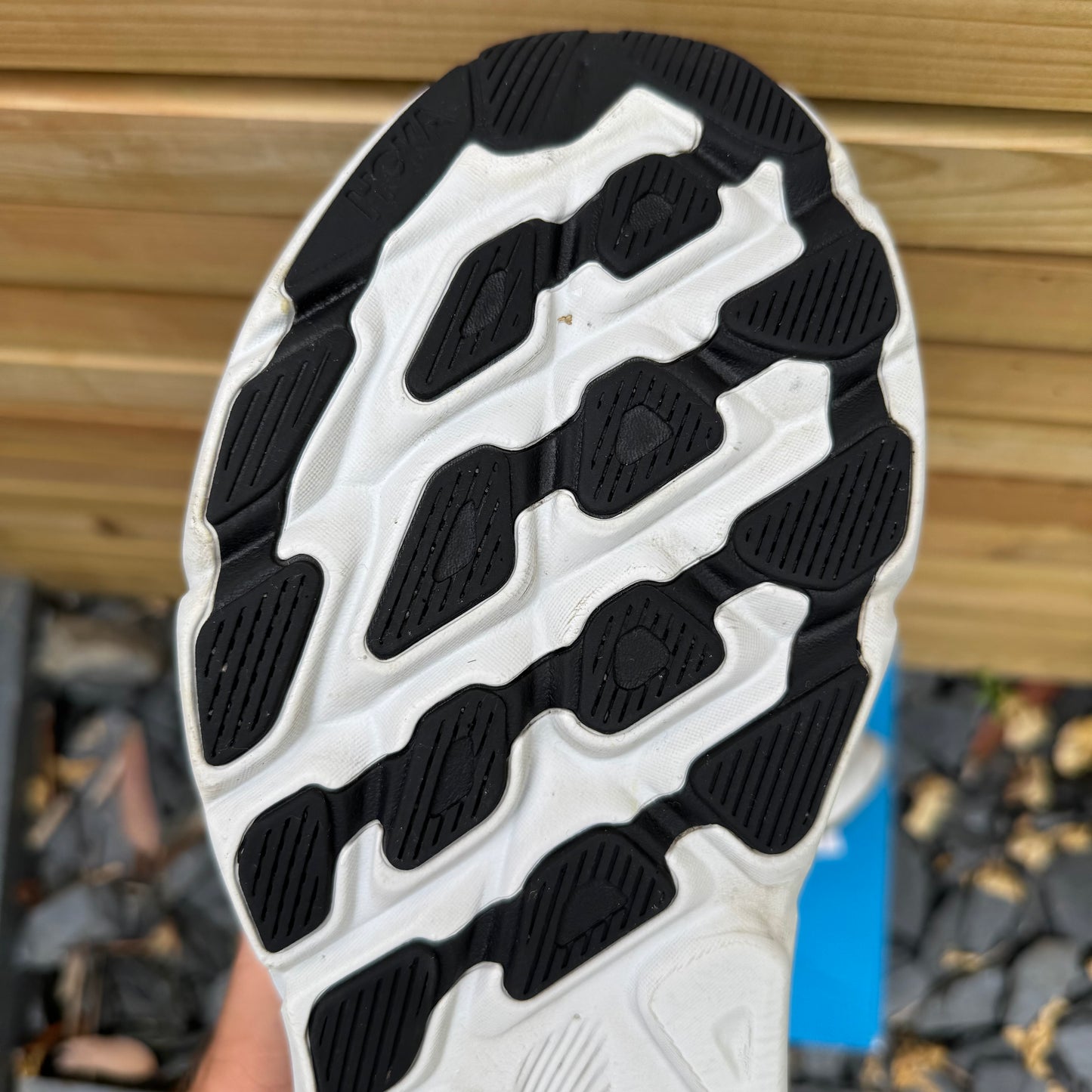 Hoka Clifton 9 - Black / Outer Orbit - UK10.5