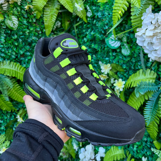 Nike Air Max 95 JD Exclusive Reverse Neon