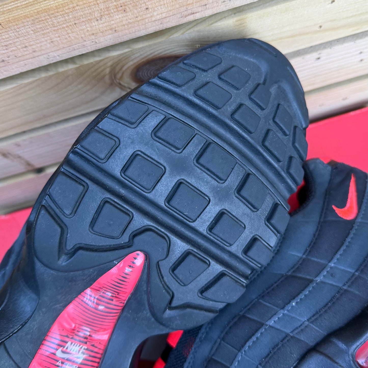 Nike Air Max 95 - Laser Crimson - UK9.5