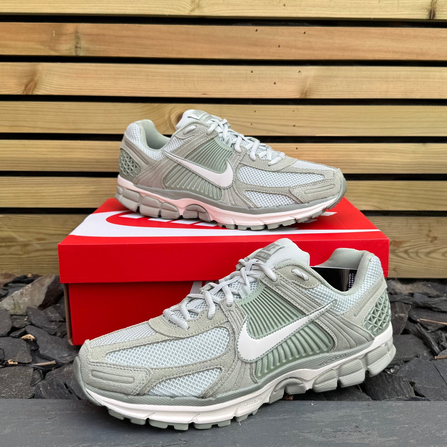 Nike Zoom Vomero 5 - Jade Horizon - UK9.5 - Brand New