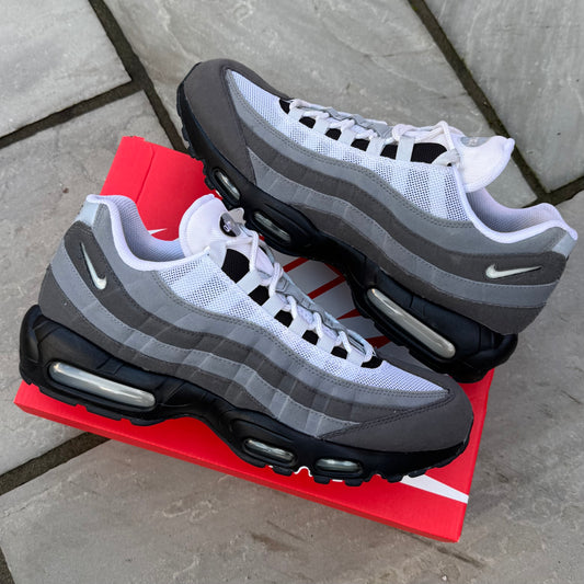 Nike Air Max 95 - Grey Jewel - UK11