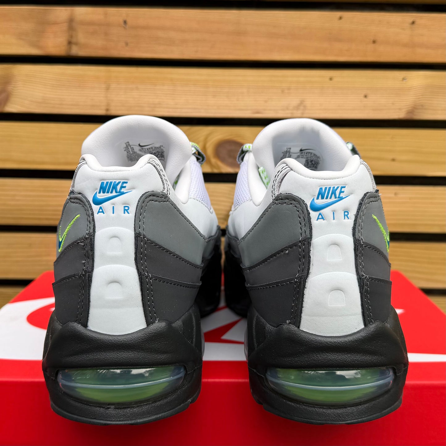 Nike Air Max 95 OG Big Bubble - Apple Blue - UK9 - Brand New