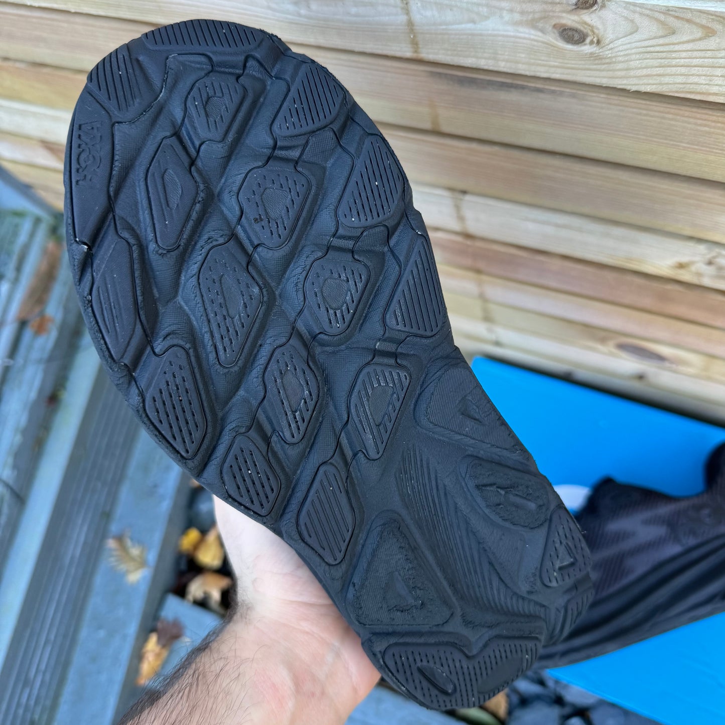 Hoka Clifton 9 - Triple Black - UK8