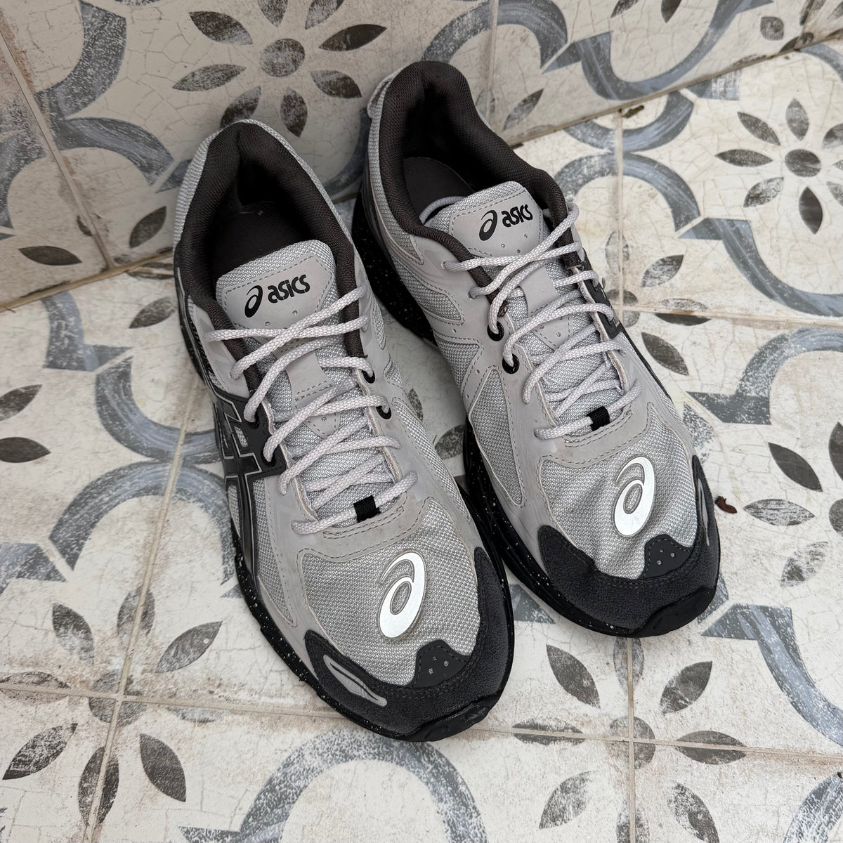Asics Gel-Venture 6 - Glacier Grey / Black - UK8