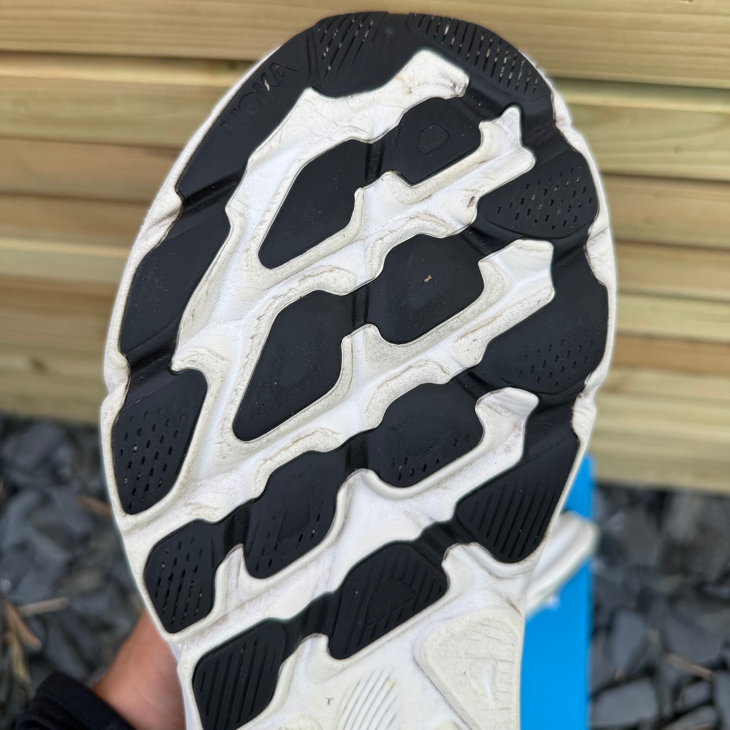 Hoka Clifton 9 - Black / White - UK10