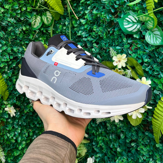 On Running CloudStratus 2 - Fossil / Midnight - UK9.5