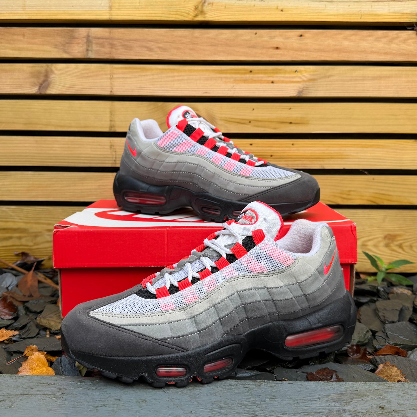 Nike Air Max 95 OG - Solar Red 2018 - UK7.5