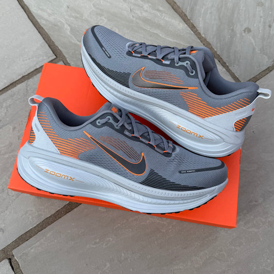 Nike Vomero 18 - Cool Grey / Safety Orange - Multiple Sizes - Brand New