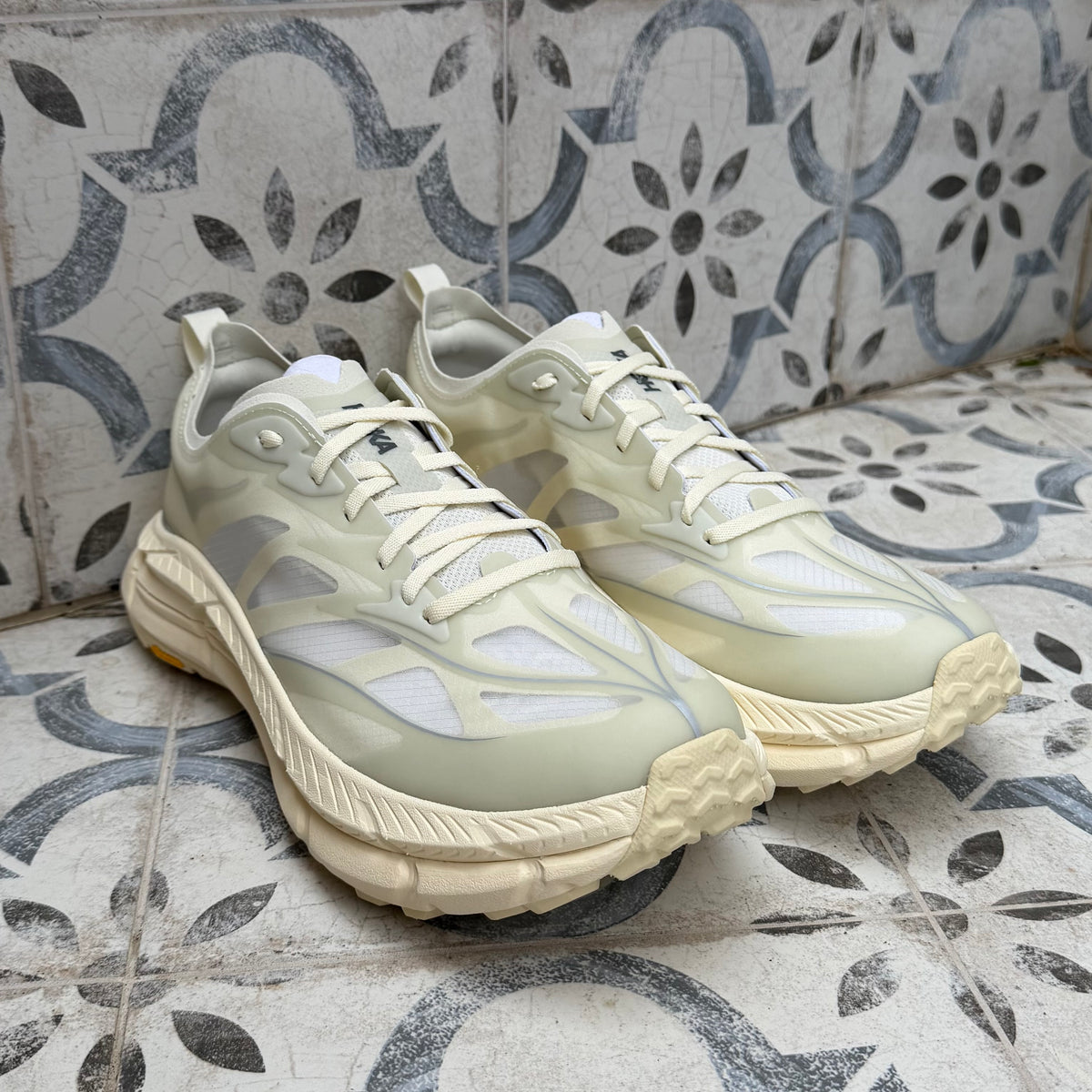 Hoka Mafate Speed 4 Lite - Truffle / Salt - Multiple Sizes - Brand New