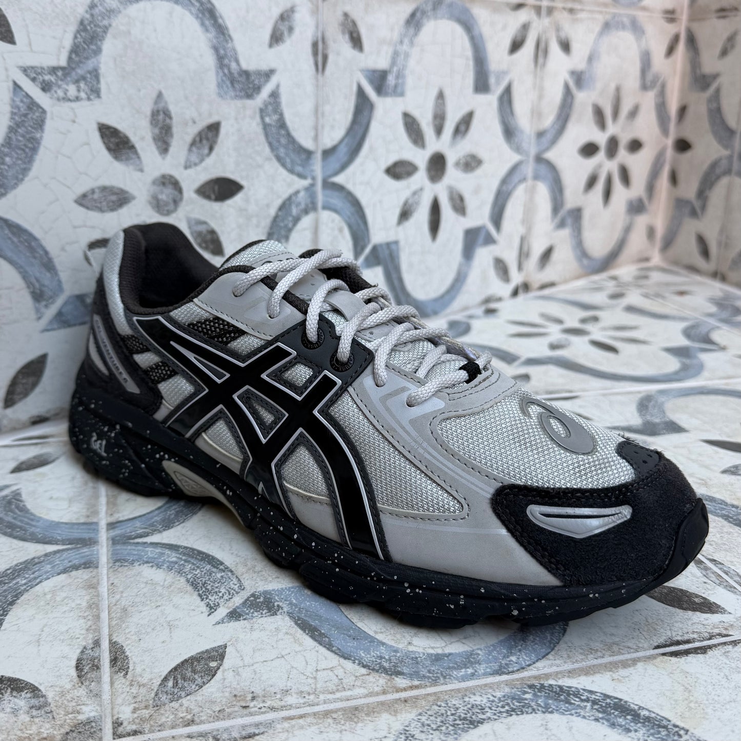 Asics Gel-Venture 6 - Glacier Grey / Black - UK7.5