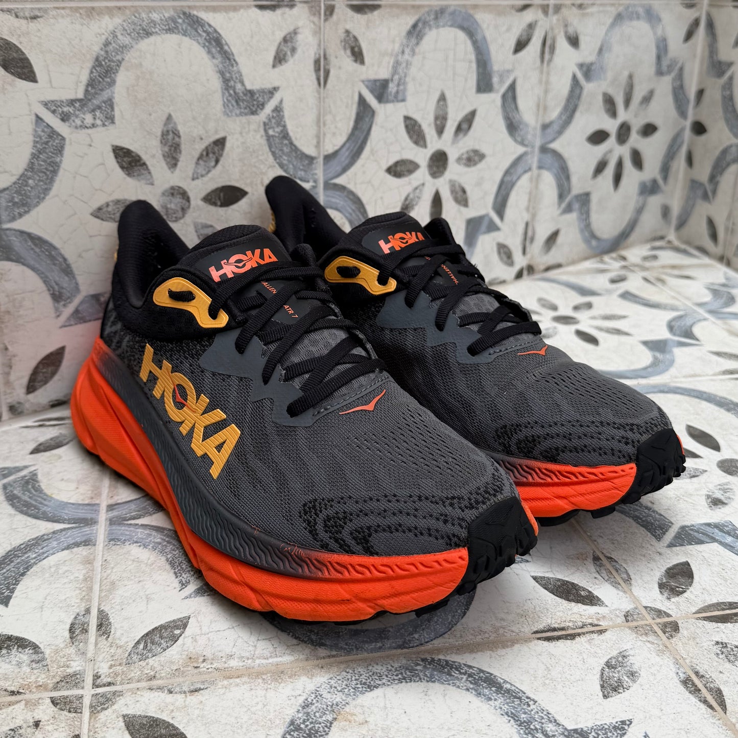 Hoka Challenger 7 - Castle Rock / Flame - UK9