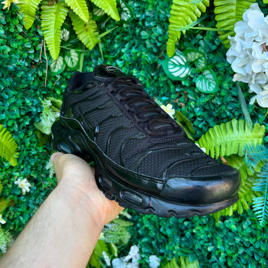 Nike Air Max Plus TN Triple Black UK8.5