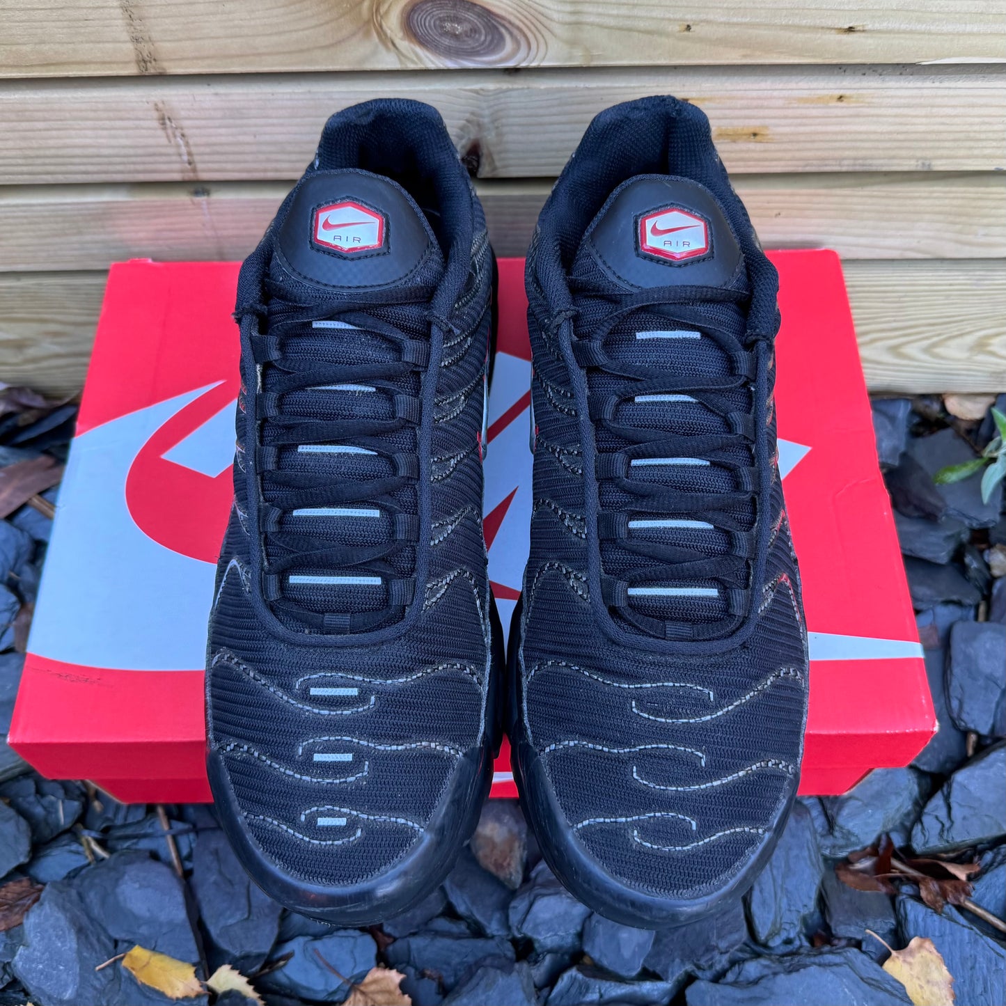 Nike Air Max Plus TN - Black / Metallic Sliver - UK9.5