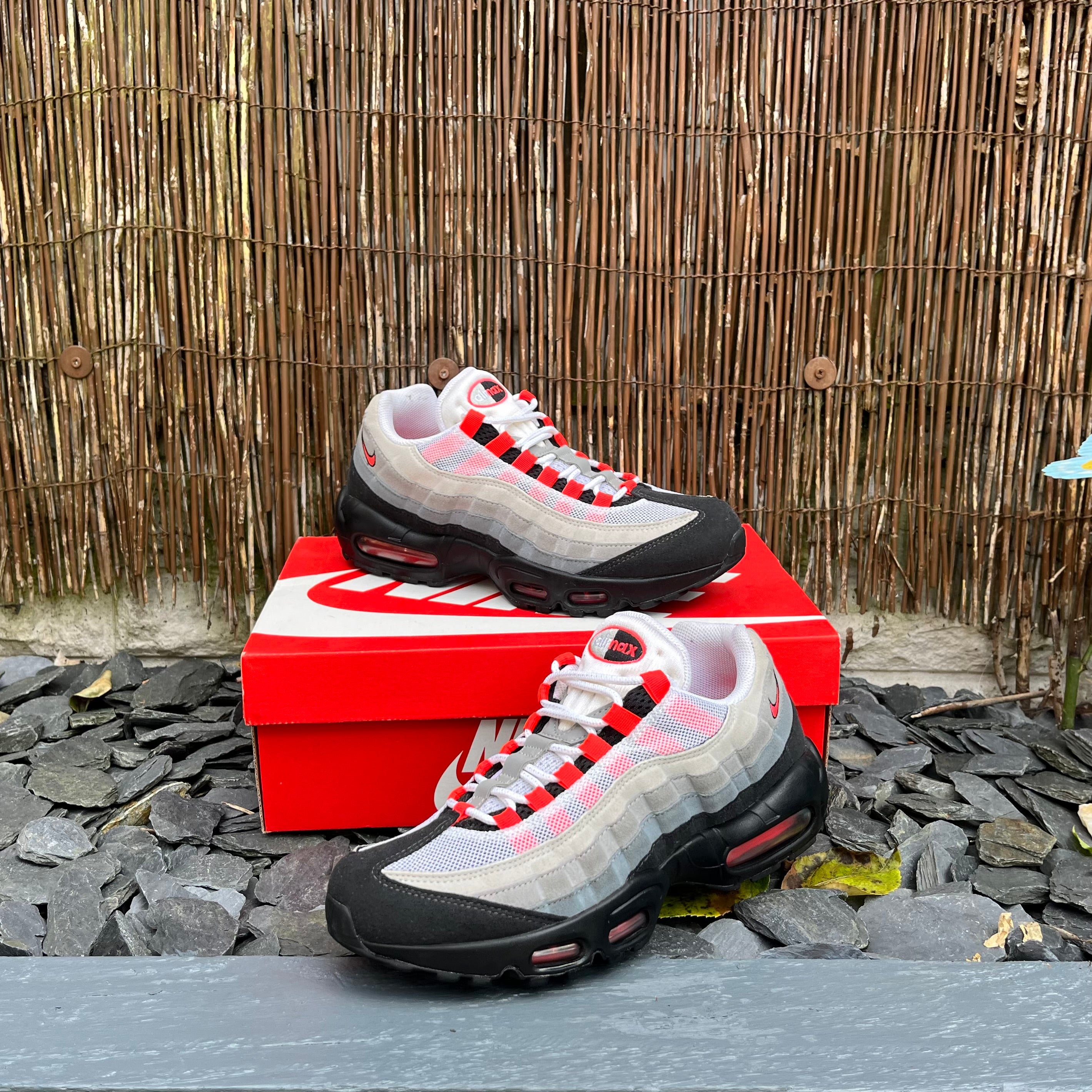 Nike Air Max 95 Solar Red 2017 USA Exclusive UK8 Sc Shoes