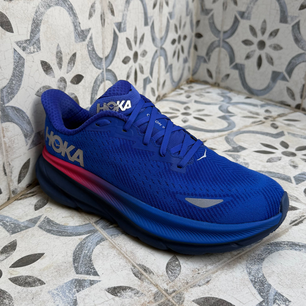 Hoka Clifton 9 Gore-Tex - Dazzling Blue / Evening Sky - UK8.5