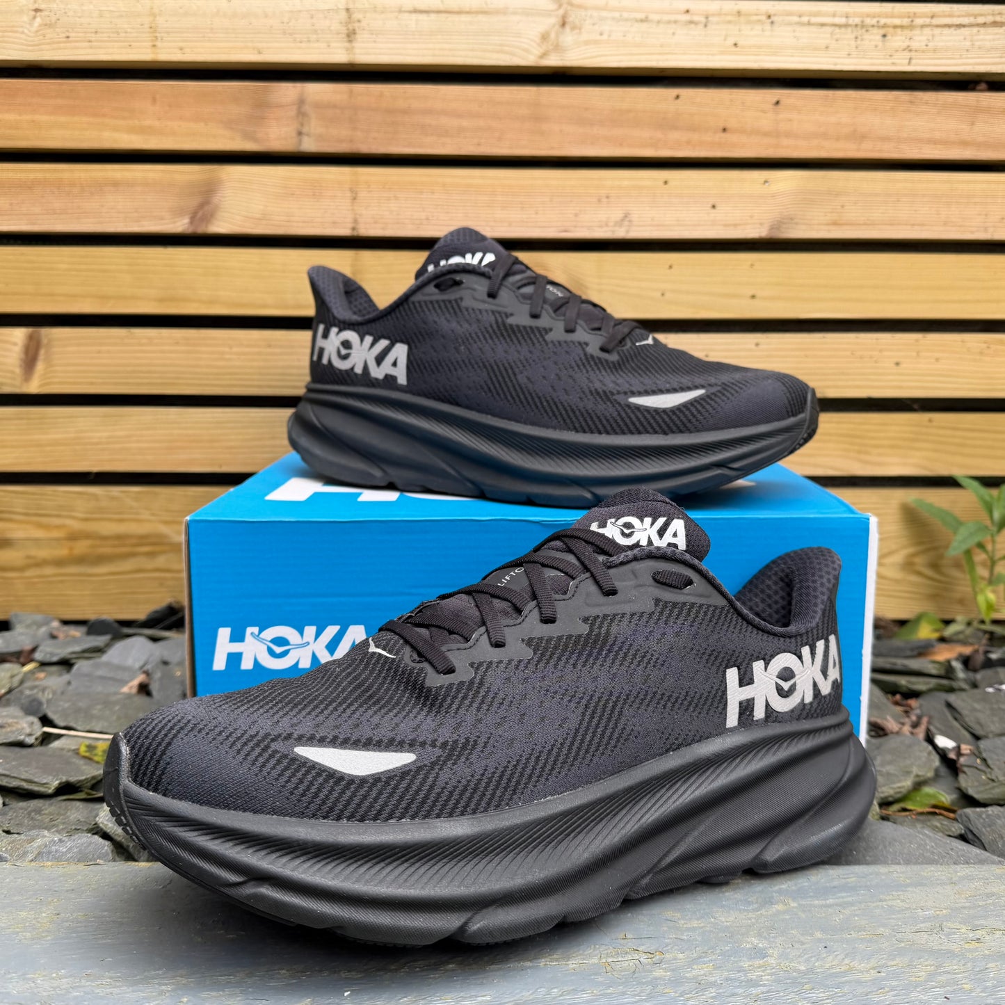 Hoka Clifton 9 Gore-Tex - Black Reflect - UK10.5