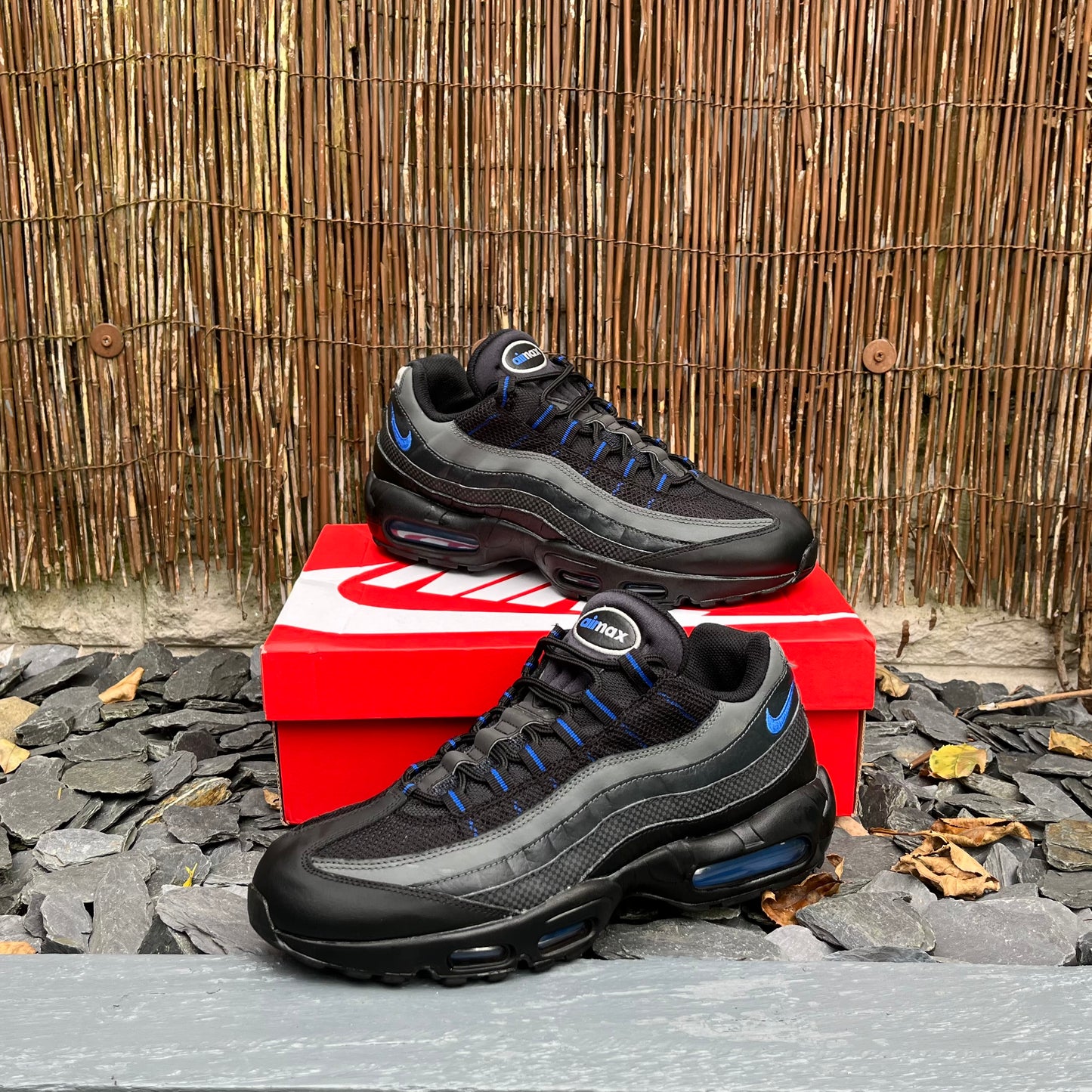 Nike Air Max 95 Black / Game Royal Blue UK10.5