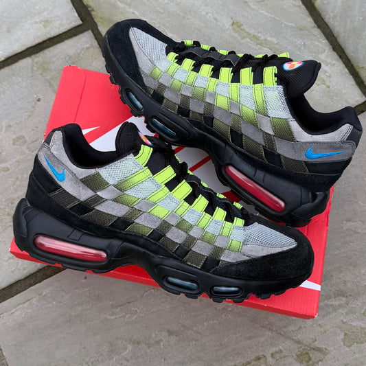 Nike Air Max 95 Woven - Black / Volt - UK9.5