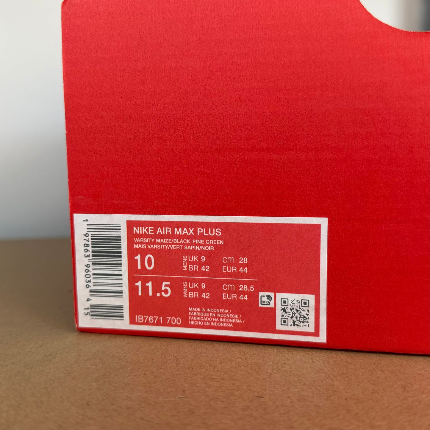 Nike Air Max Plus TN - Brazil - Multiple Sizes - Brand New