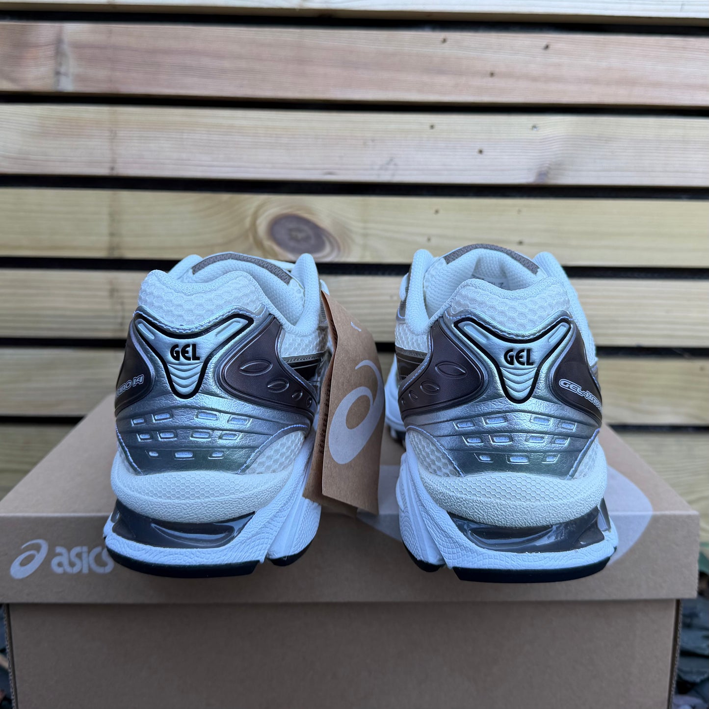 Asics Gel-Kayano 14 - Cream / Black - Multiple Sizes - Brand New