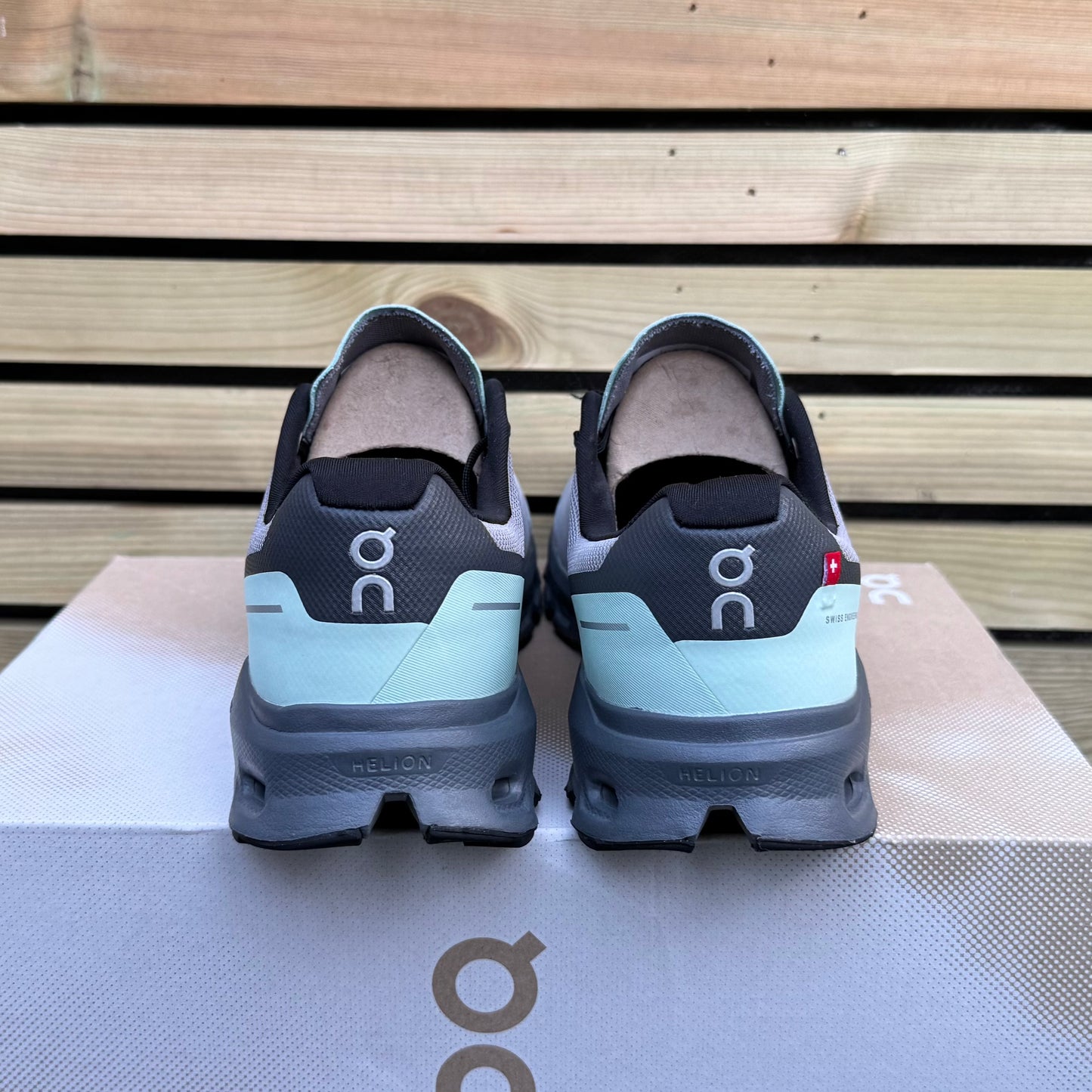 On Running CloudVista - Mint / Alloy - UK8.5