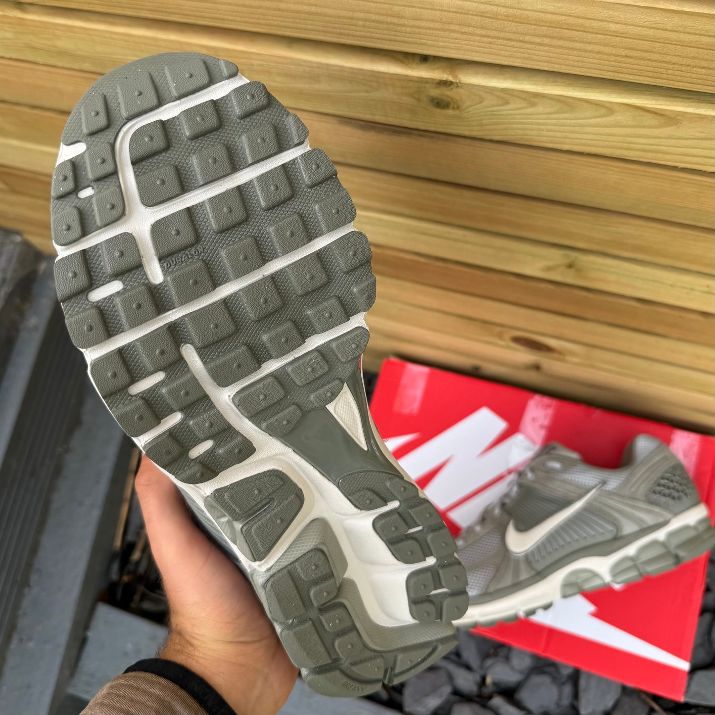 Nike Zoom Vomero 5 - Dark Stucco - UK9 - Brand New