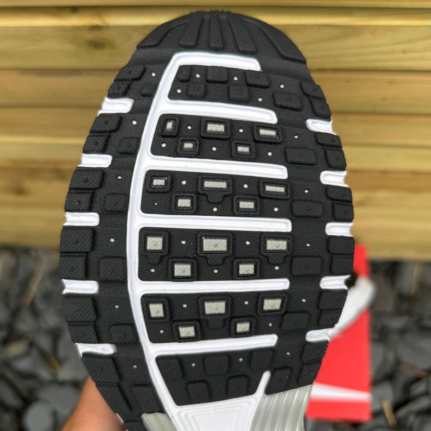 Nike P-6000 - Black / Metallic Silver - Multiple Sizes - Brand New