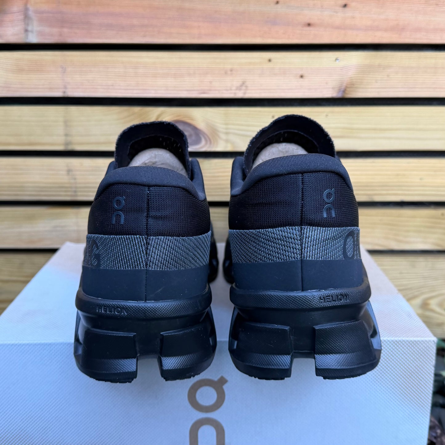 On Running CloudMonster 2 - Black - UK10.5