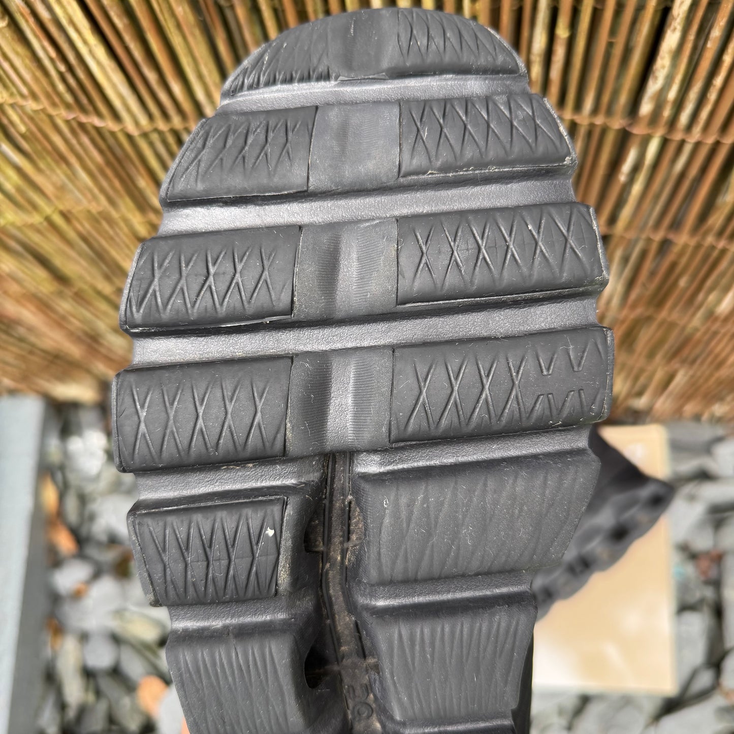 On Running CloudSwift 2.0 - Triple Black - UK11