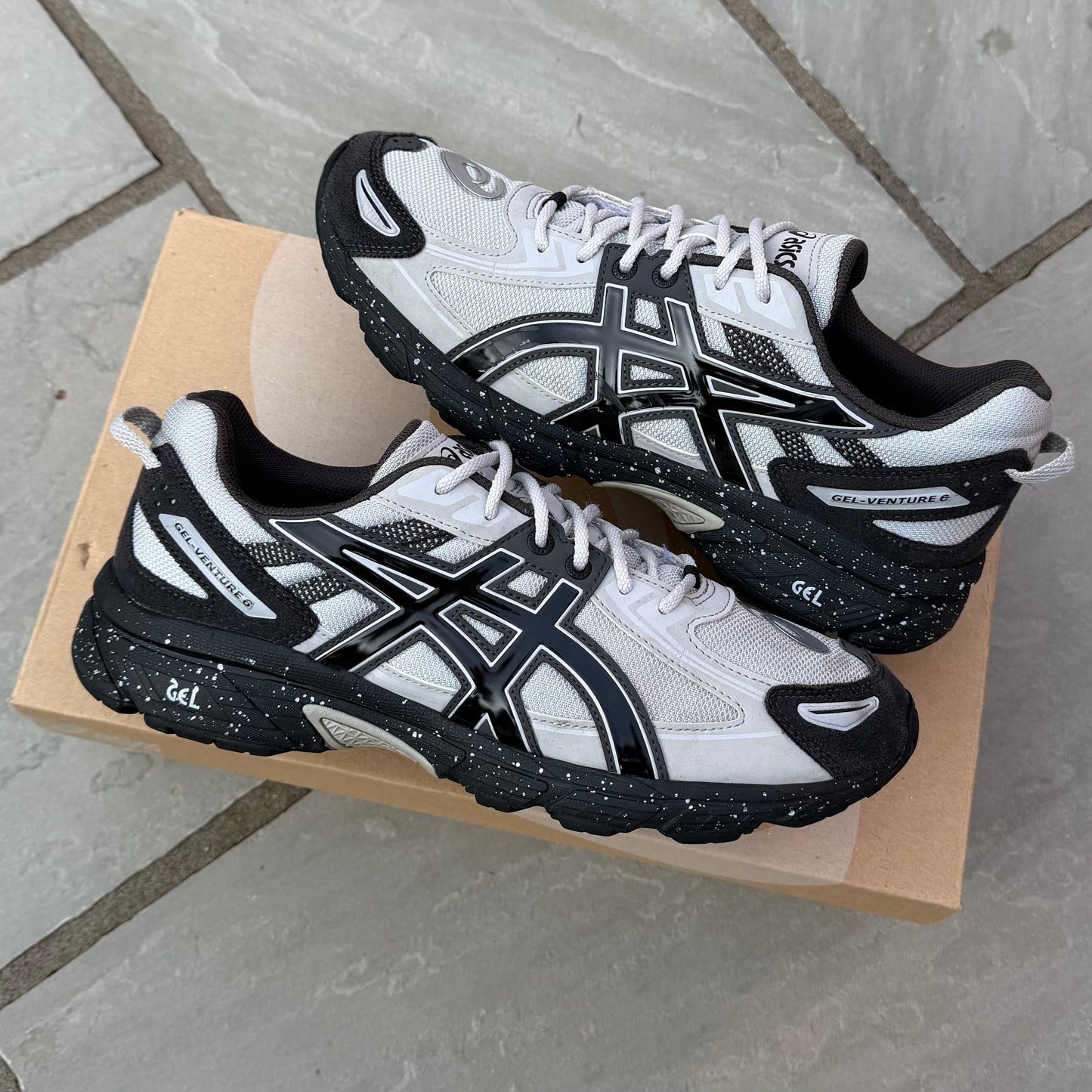 Asics Gel-Venture 6 - Glacier Grey / Black - UK7.5