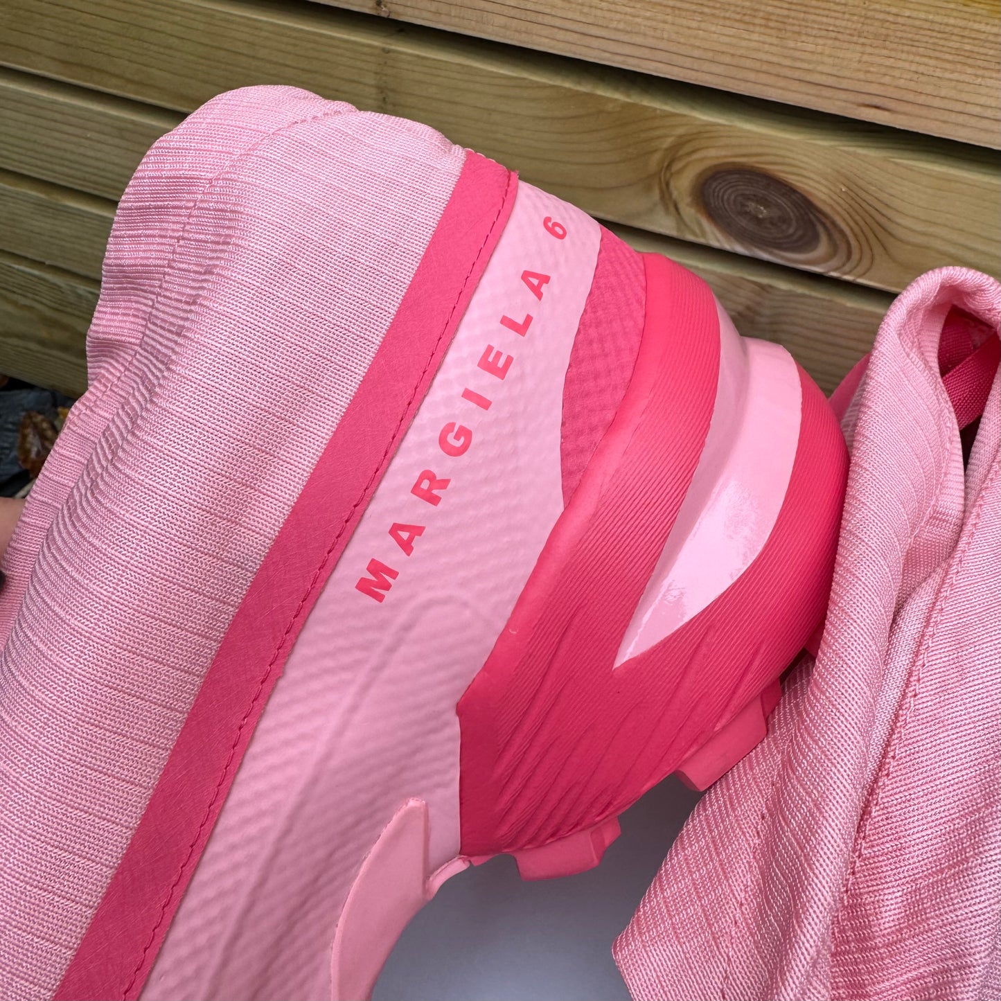 MM6 Maison Margiela x Salomon Cross Low - Flamingo - UK7.5 - Brand New