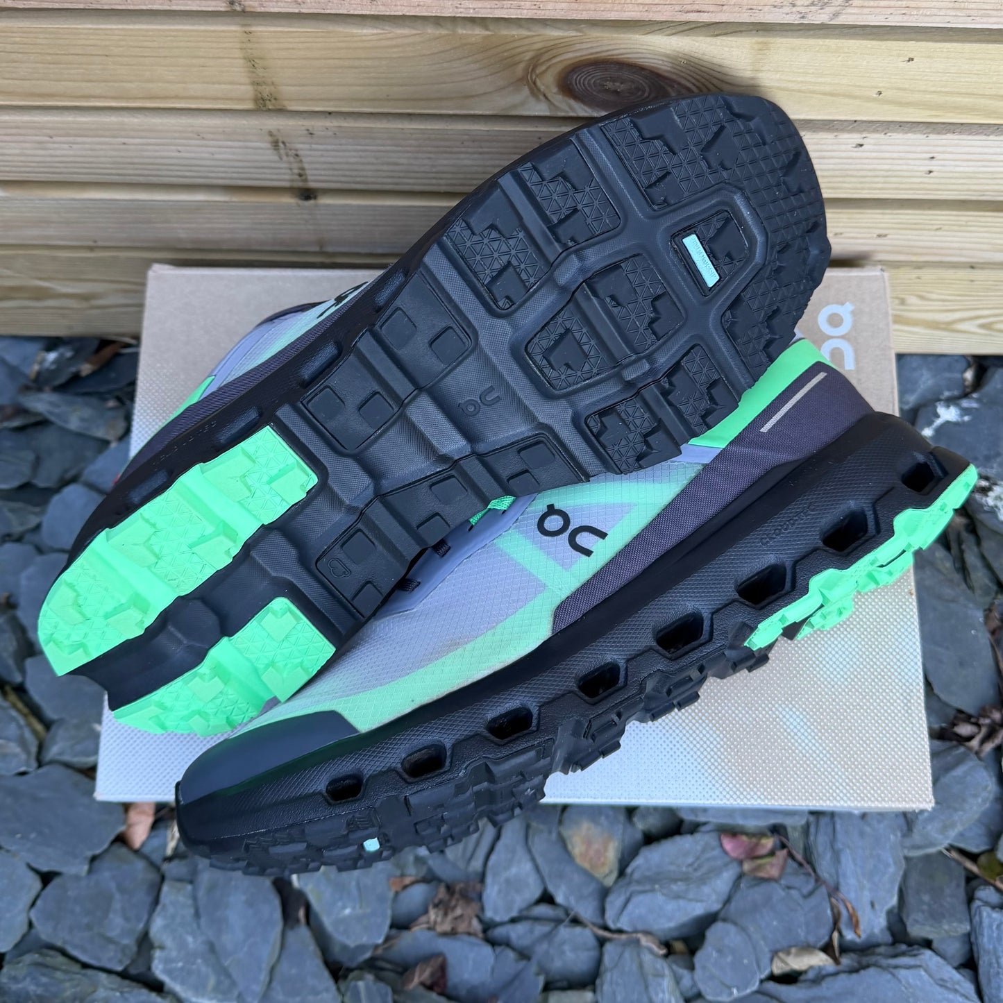 On Running CloudVista 2 - Lime / Grey - UK10