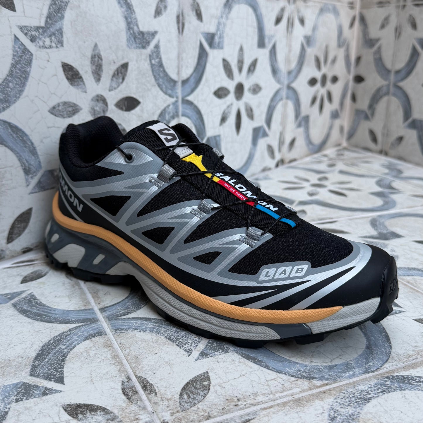 Salomon XT-6 - Black / FTW Silver / Light Apricot - Multiple Sizes - Brand New